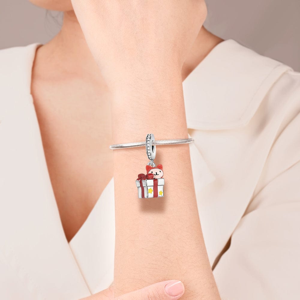 Pangama Jewelry Adorable Cat in Gift Box Charm with Stars