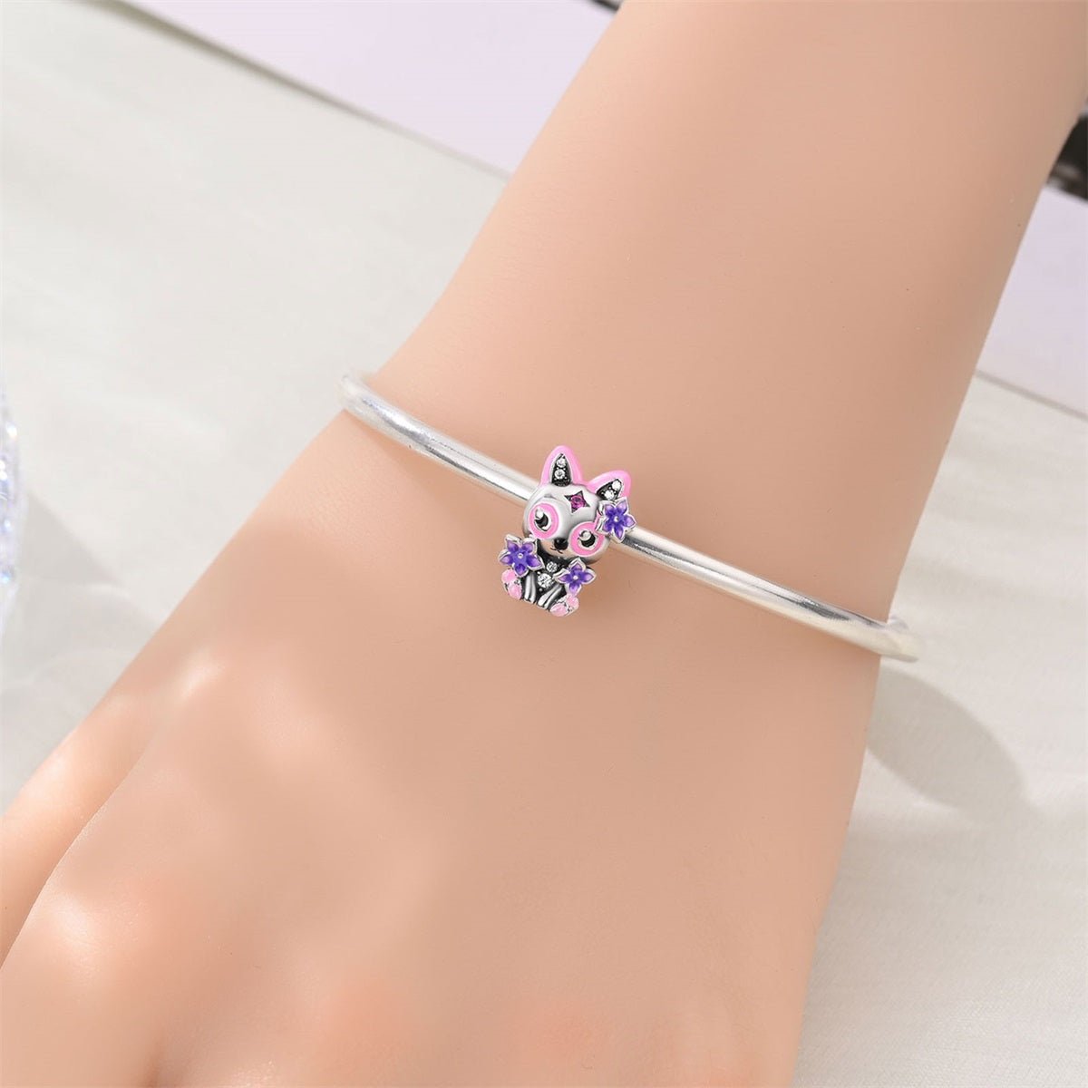 Pangama Jewelry Cat with Pink & Purple Flowers Charm