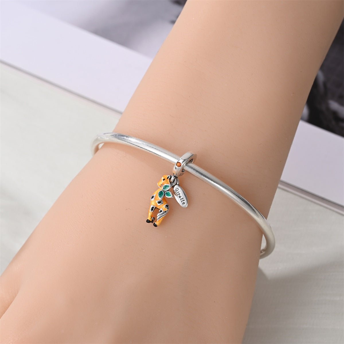 Pangama Jewelry Giraffe with Leaves Dangle Charm