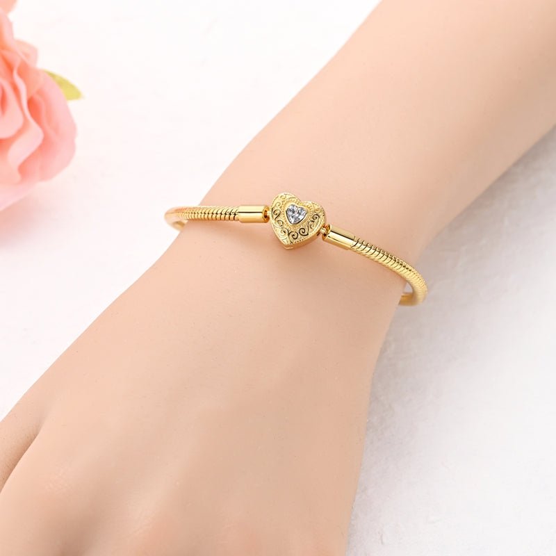 Pangama Jewelry Golden Heart Clasp Snake Chain Bracelet