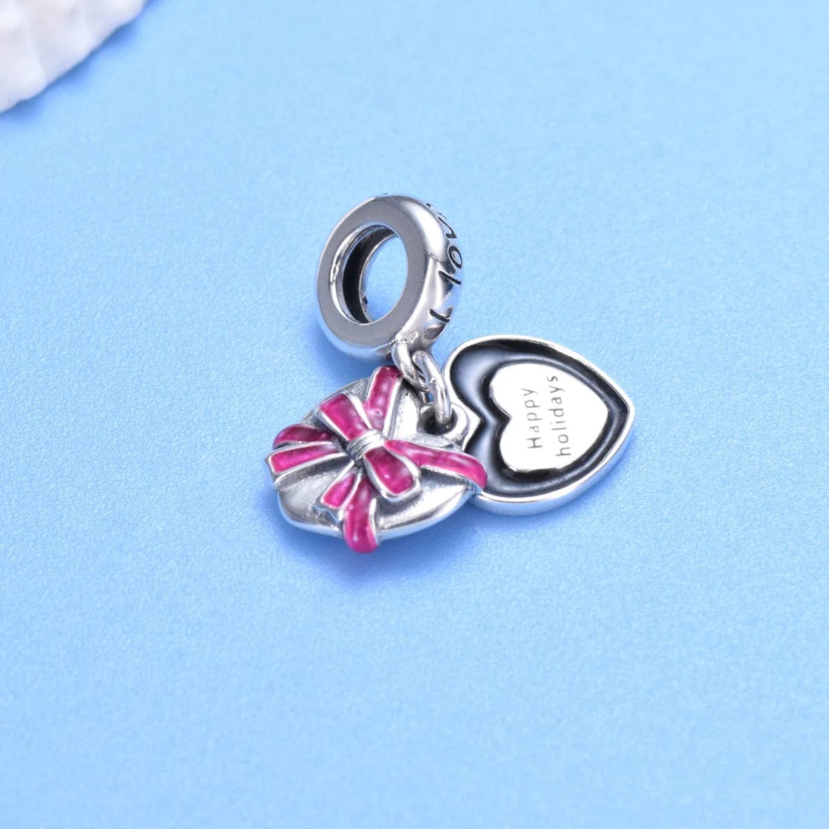 Pangama Jewelry Heart Gift Box with Pink Ribbon Holiday Dangle Charm
