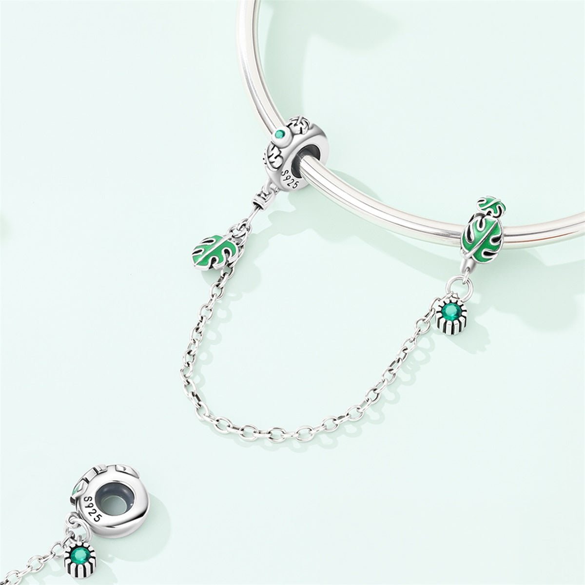 Pangama Jewelry Monstera Leaf Safety Chain Charm