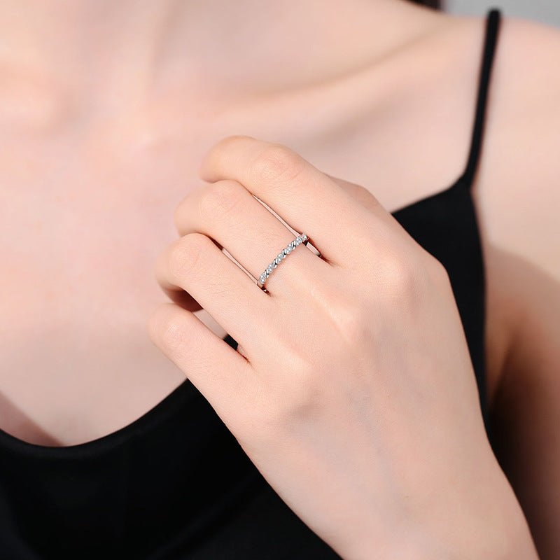 Pangama Jewelry Pangama Twisted Elegance Moissanite Band