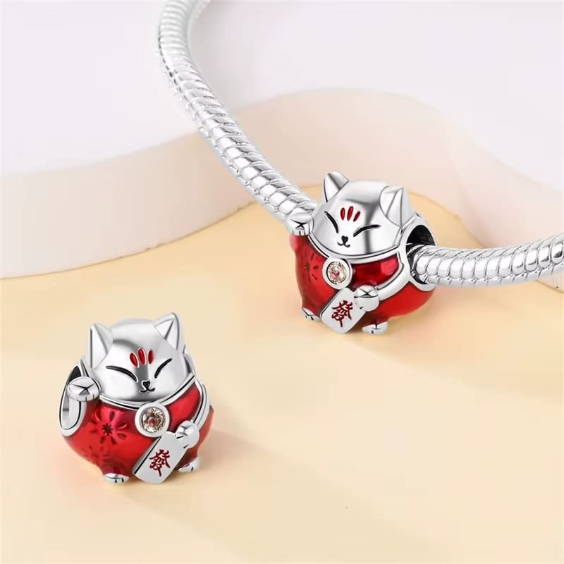 Pangama Jewelry Red Maneki Neko Charm