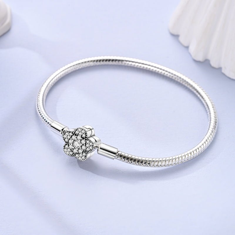 Pangama Jewelry Sparkling Floral Charm Bracelet