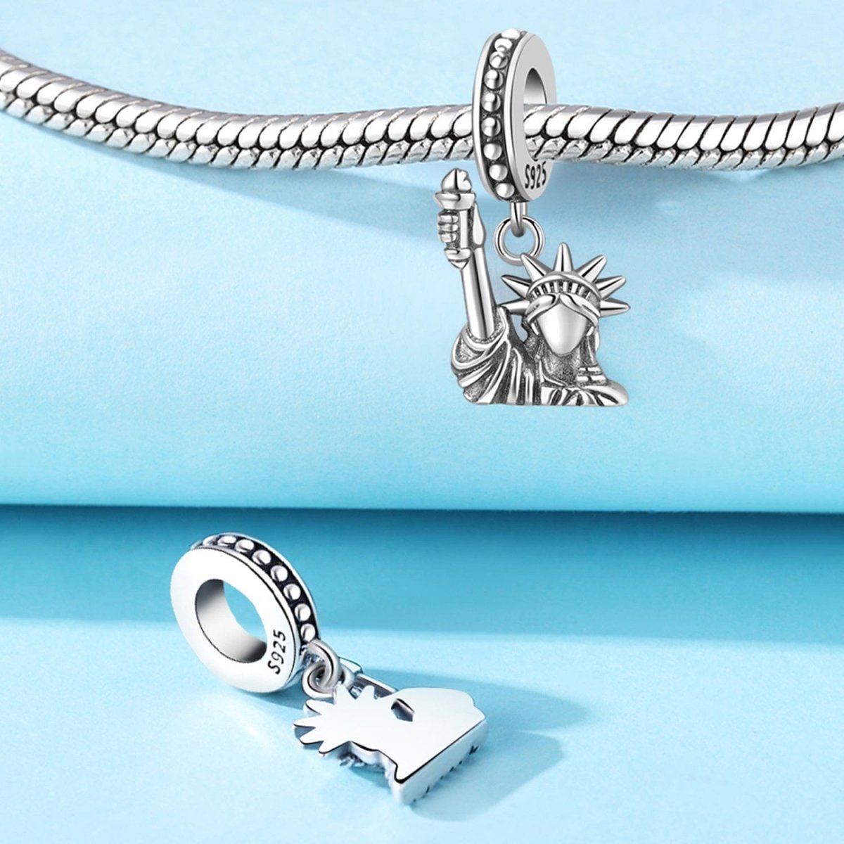 Pangama Jewelry Statue of Liberty Dangle Charm