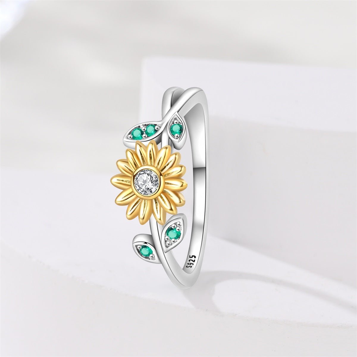 Pangama Jewelry Sunflower & Green Leaf Ring