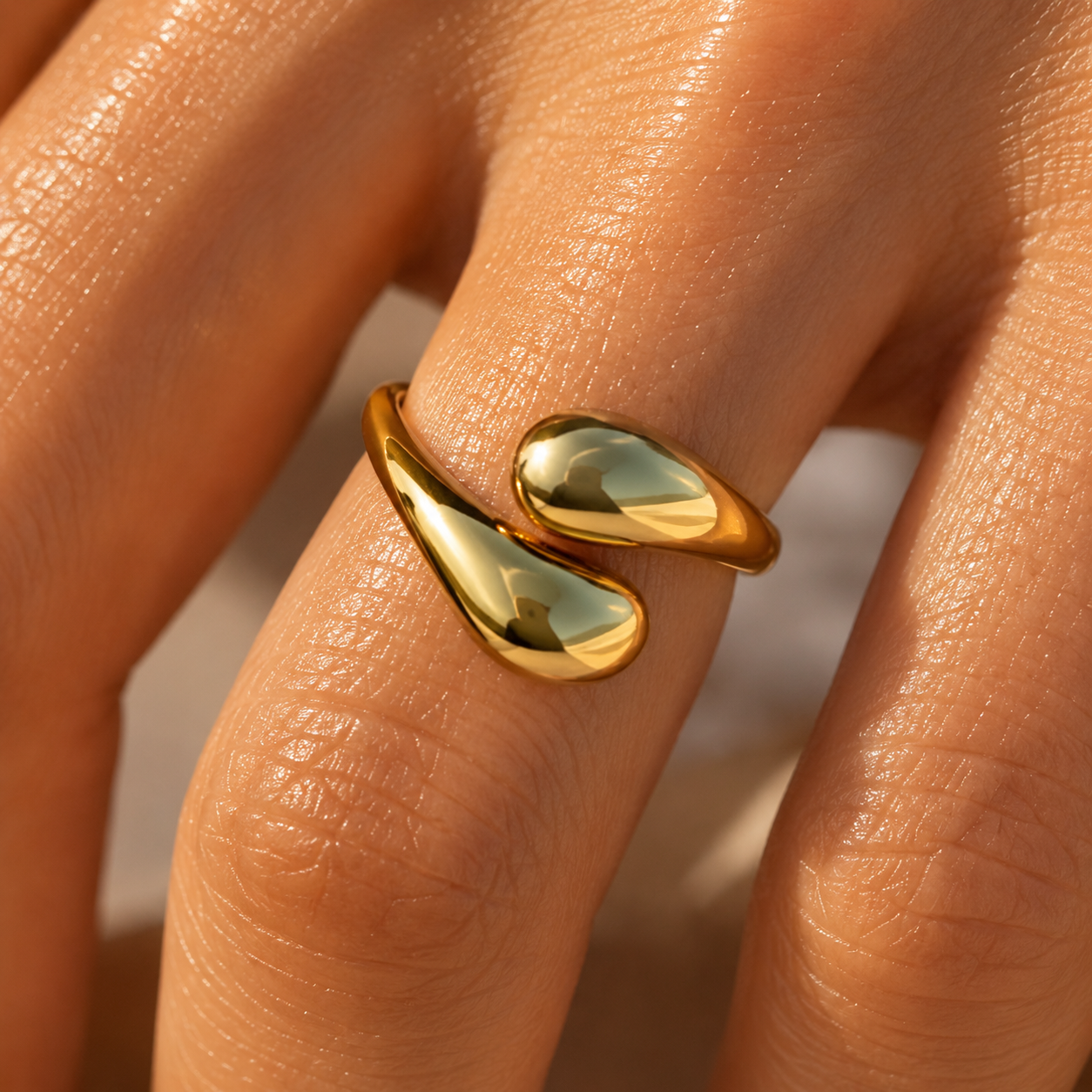 Noelle Dome Ring