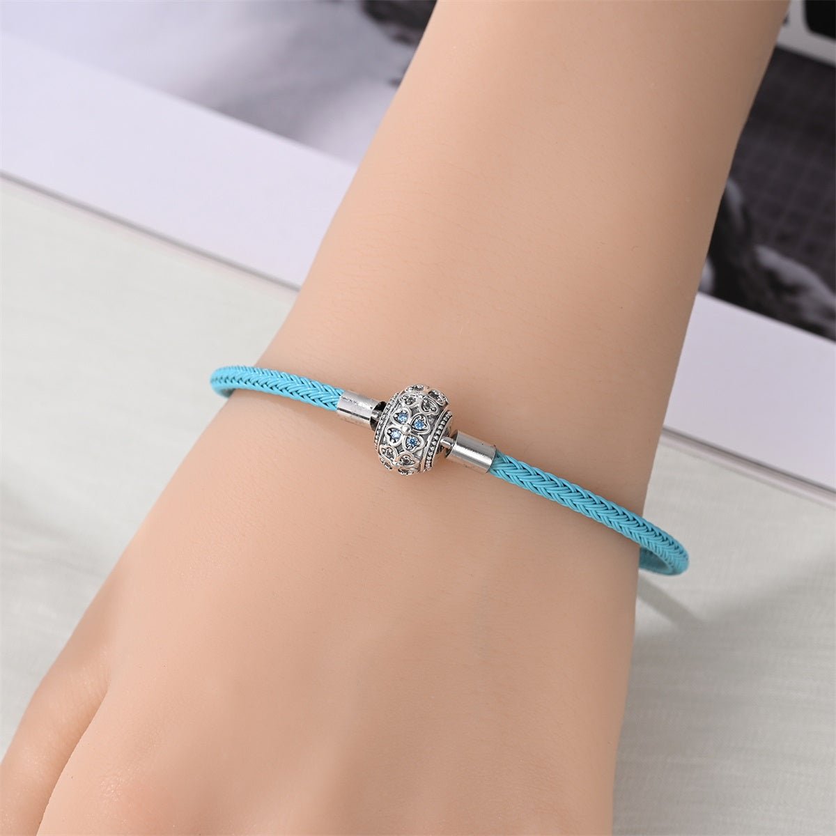 Pangama Jewelry Blue Leather Bracelet with Clover Clasp