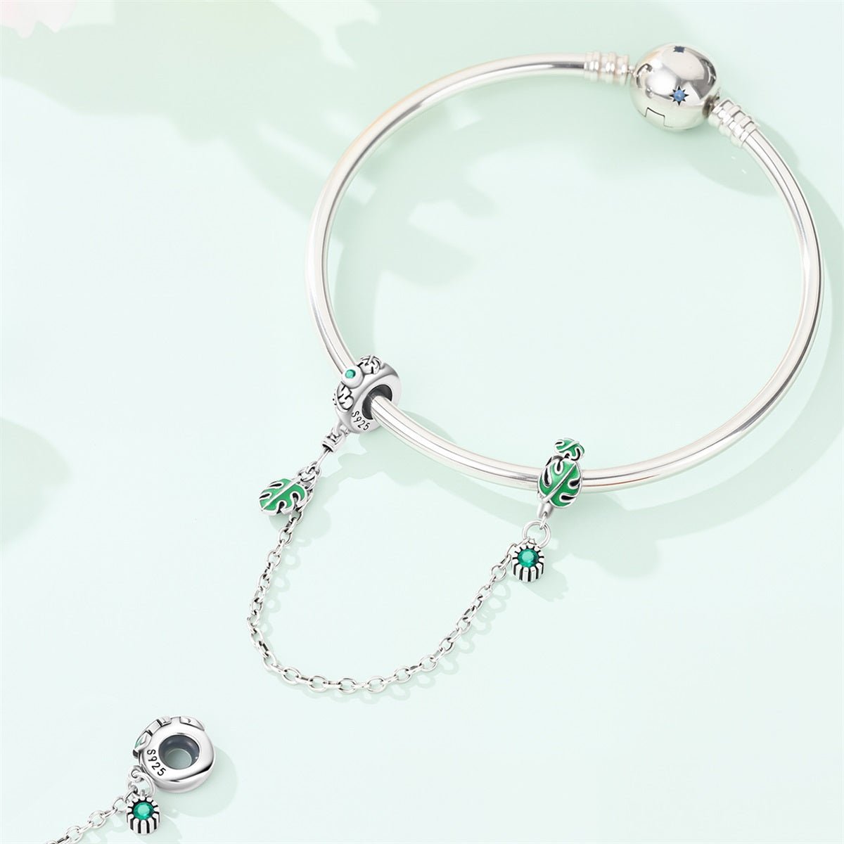 Pangama Jewelry Monstera Leaf Safety Chain Charm