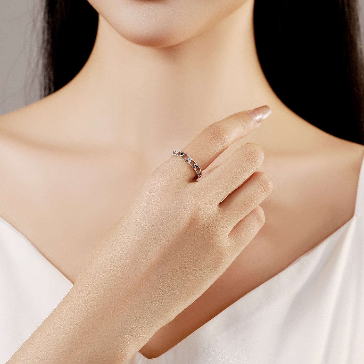 Pangama Jewelry Ring Romantic Open Heart Ring with Crystal Details