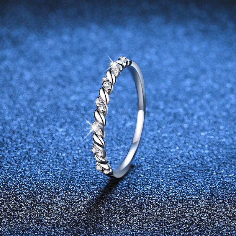 Pangama Jewelry Pangama Twisted Elegance Moissanite Band